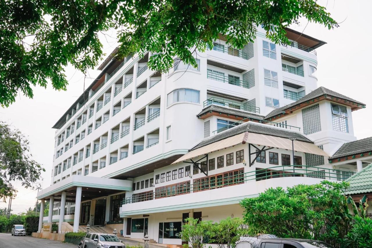 Khanom Golden Beach Hotel Экстерьер фото