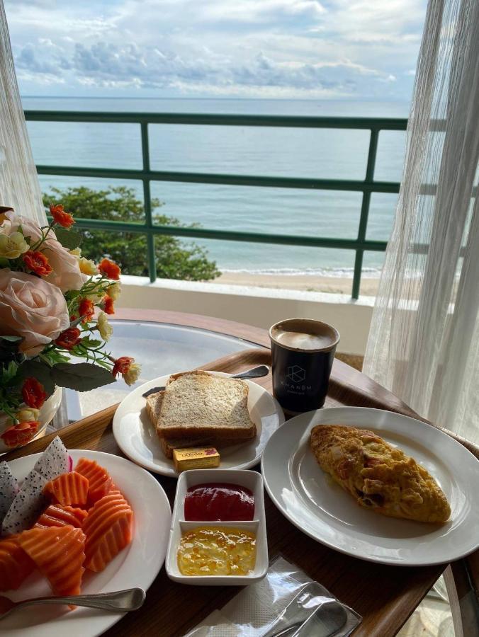 Khanom Golden Beach Hotel Экстерьер фото