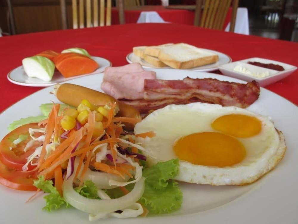 Khanom Golden Beach Hotel Экстерьер фото